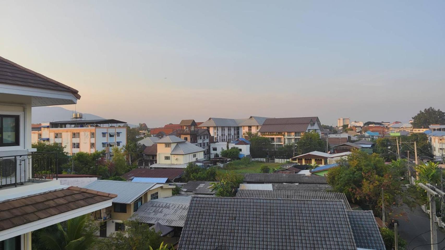 Laph Kham House Aparthotel Chiang Mai Buitenkant foto