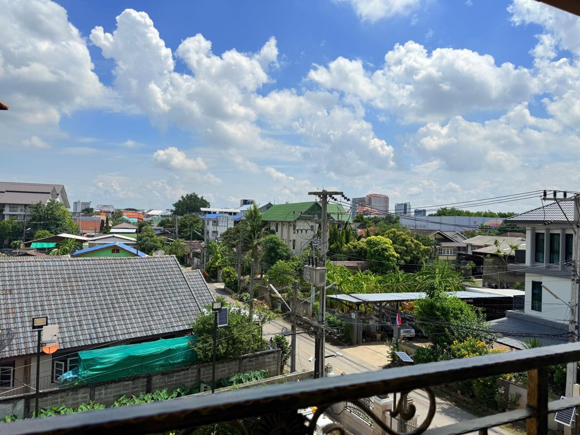Laph Kham House Aparthotel Chiang Mai Buitenkant foto